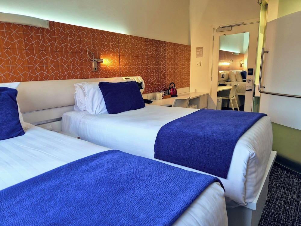 STANDARD, TWIN BEDS