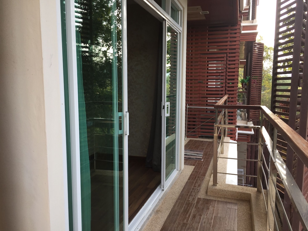 Beachfront Family Penthouse Hua Hin 7/50