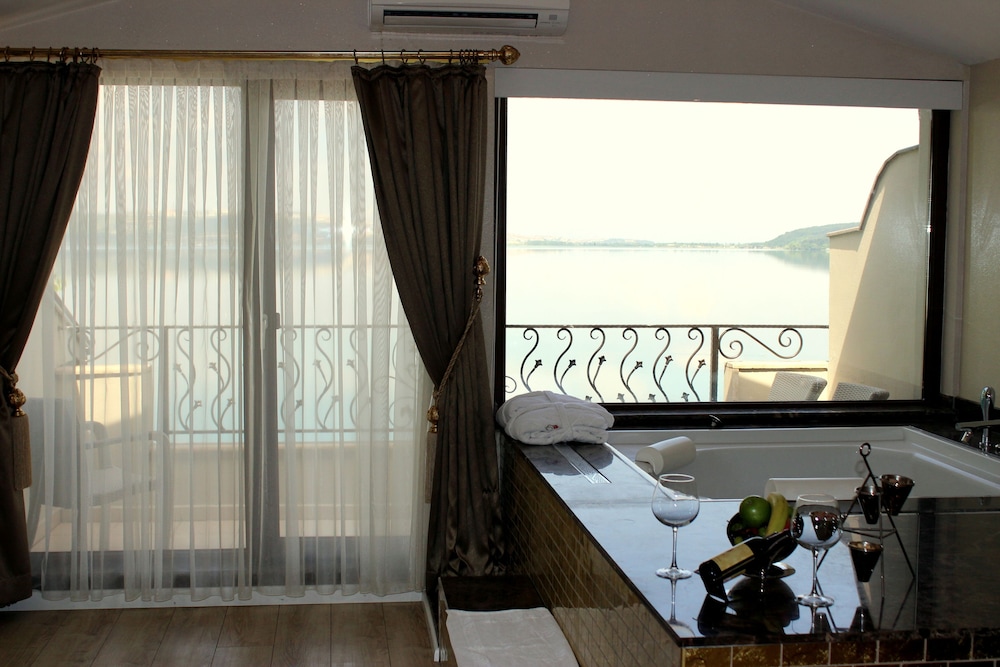 Lale Boutique Hotel 31/55