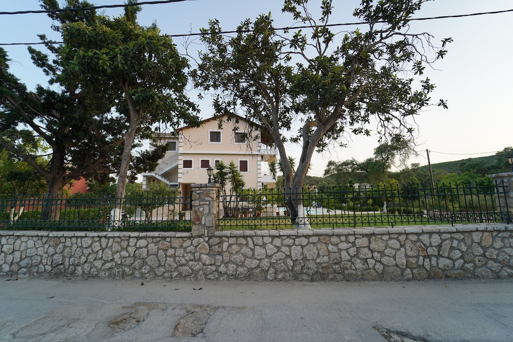 Villa Apollo Parga 38/43