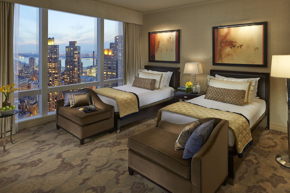 Mandarin Oriental New York 54/84