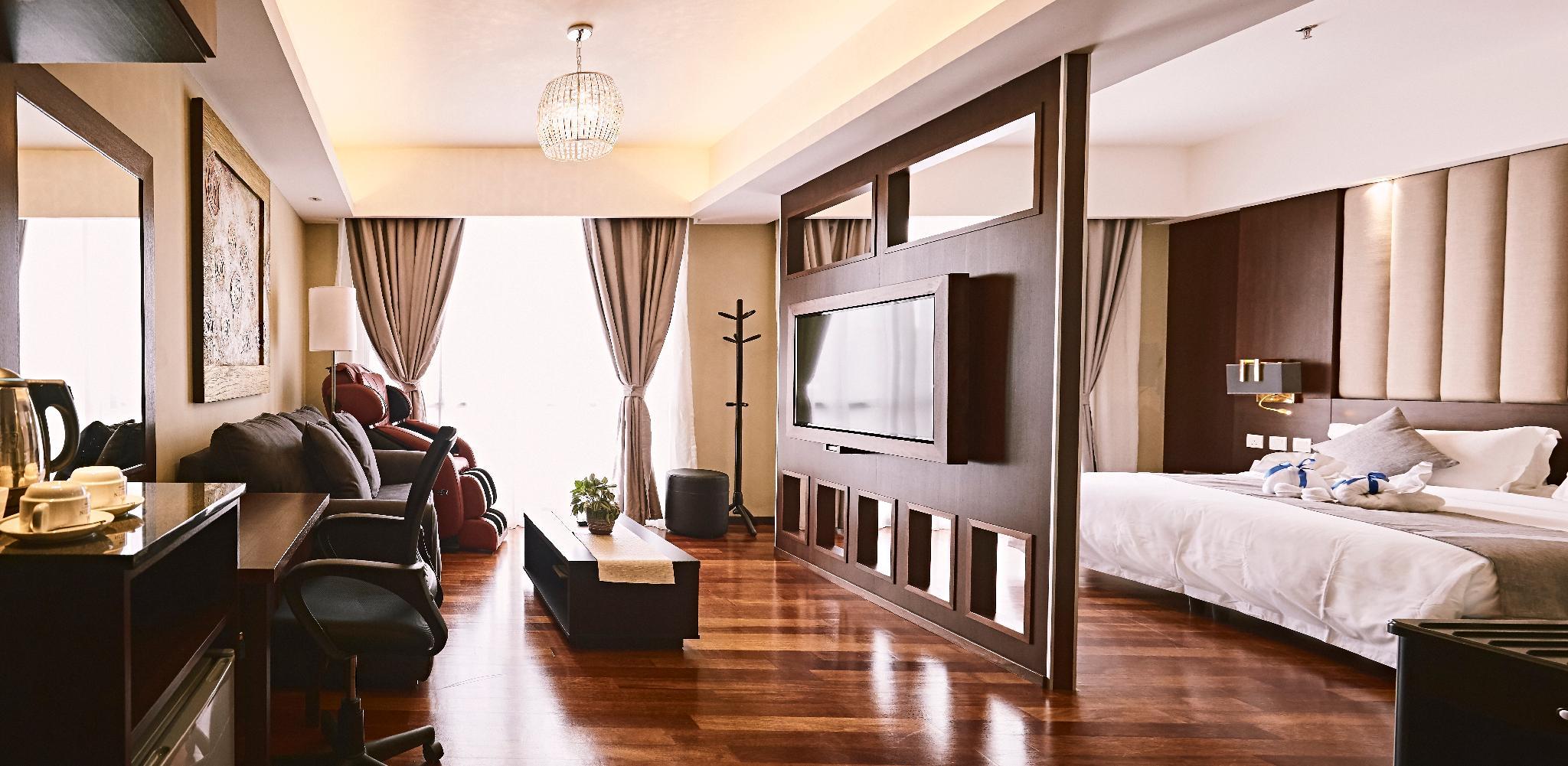 Master, Suite