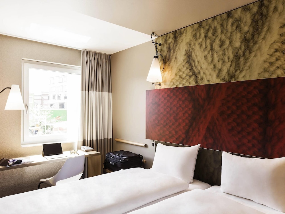 IBIS WINTERTHUR CITY 23/70