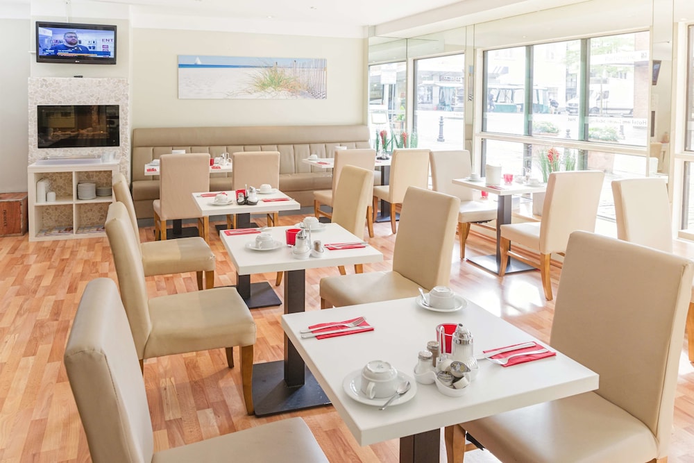 Hotel Am Kieler Schloss Kiel By Premiere Classe 20/33
