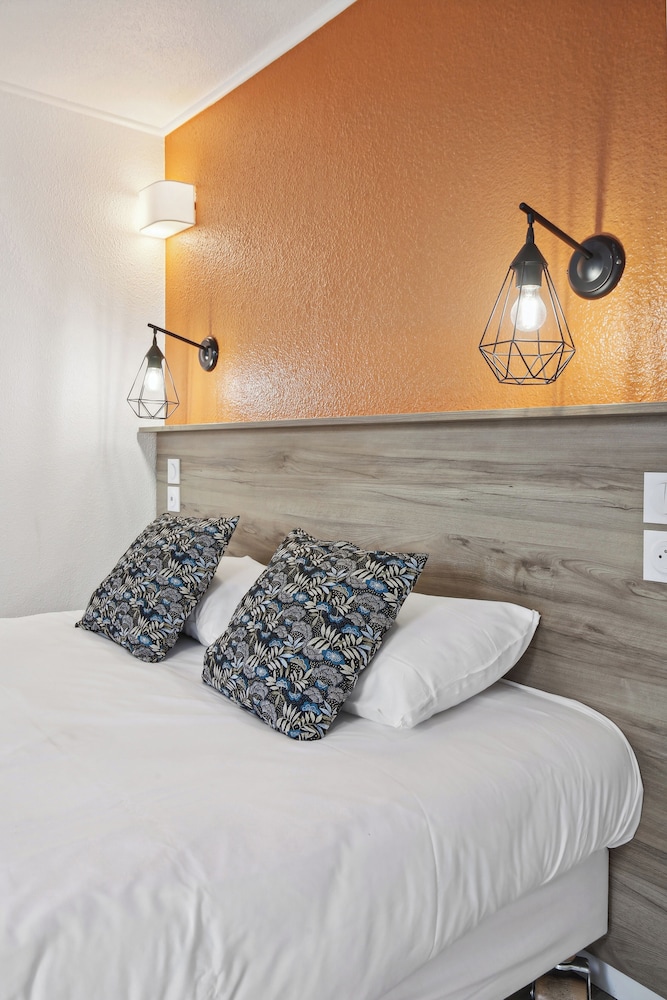 Le 2 By Hotel Akena - La Ferte Bernard 19/50