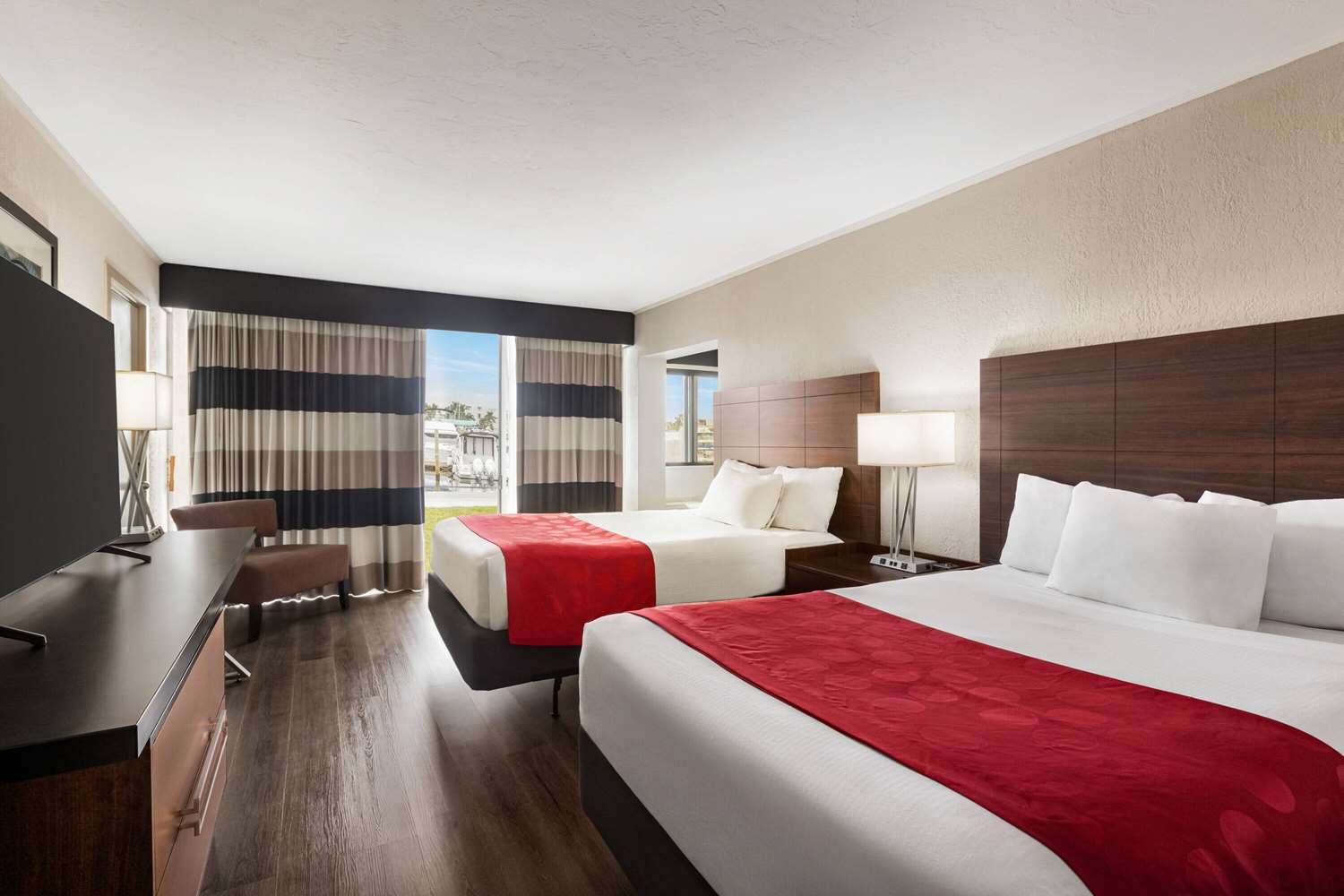 Ramada by Wyndham Sarasota Waterfront 15/71