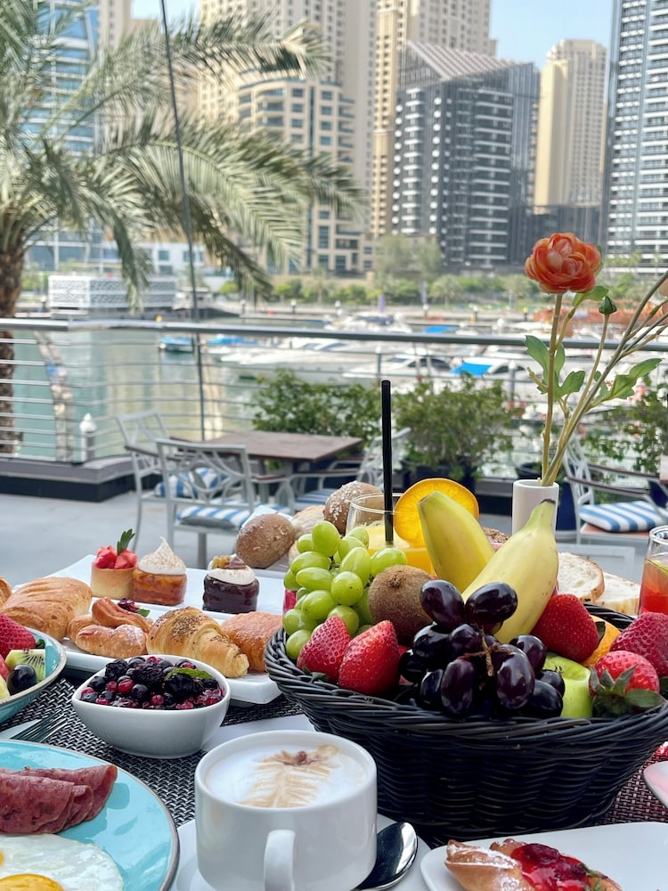 Signature Hotel Apartment Spa Marina 46/60