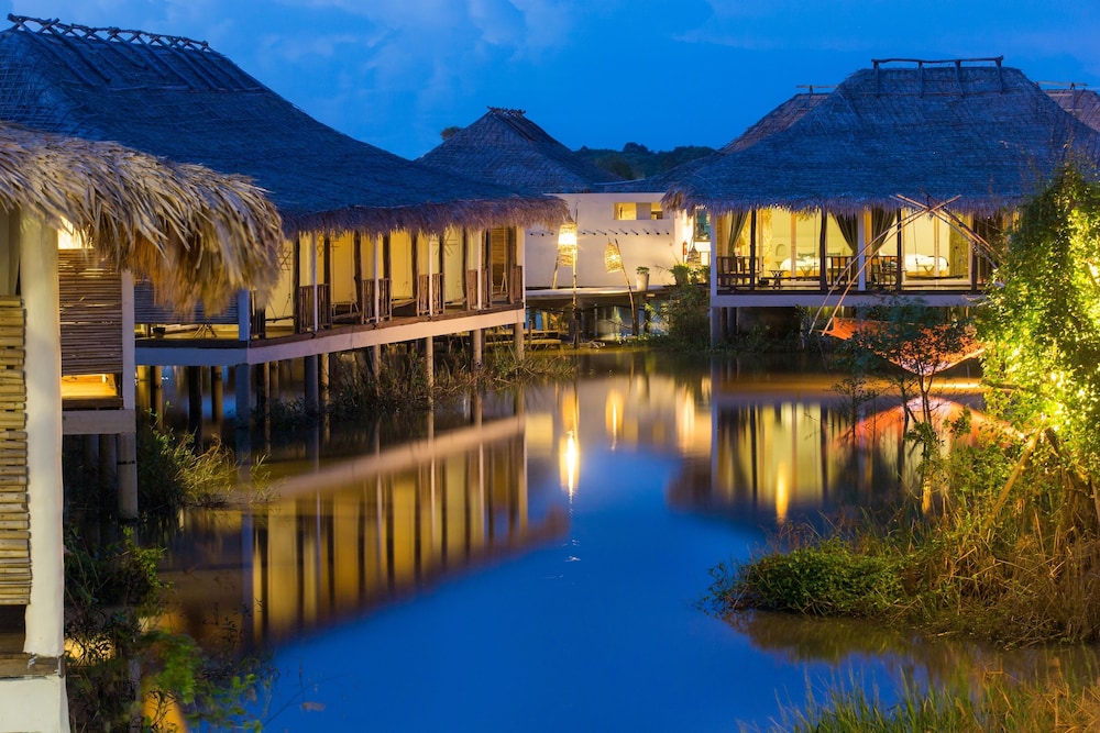 Sripakpra Boutique Resort 1/50