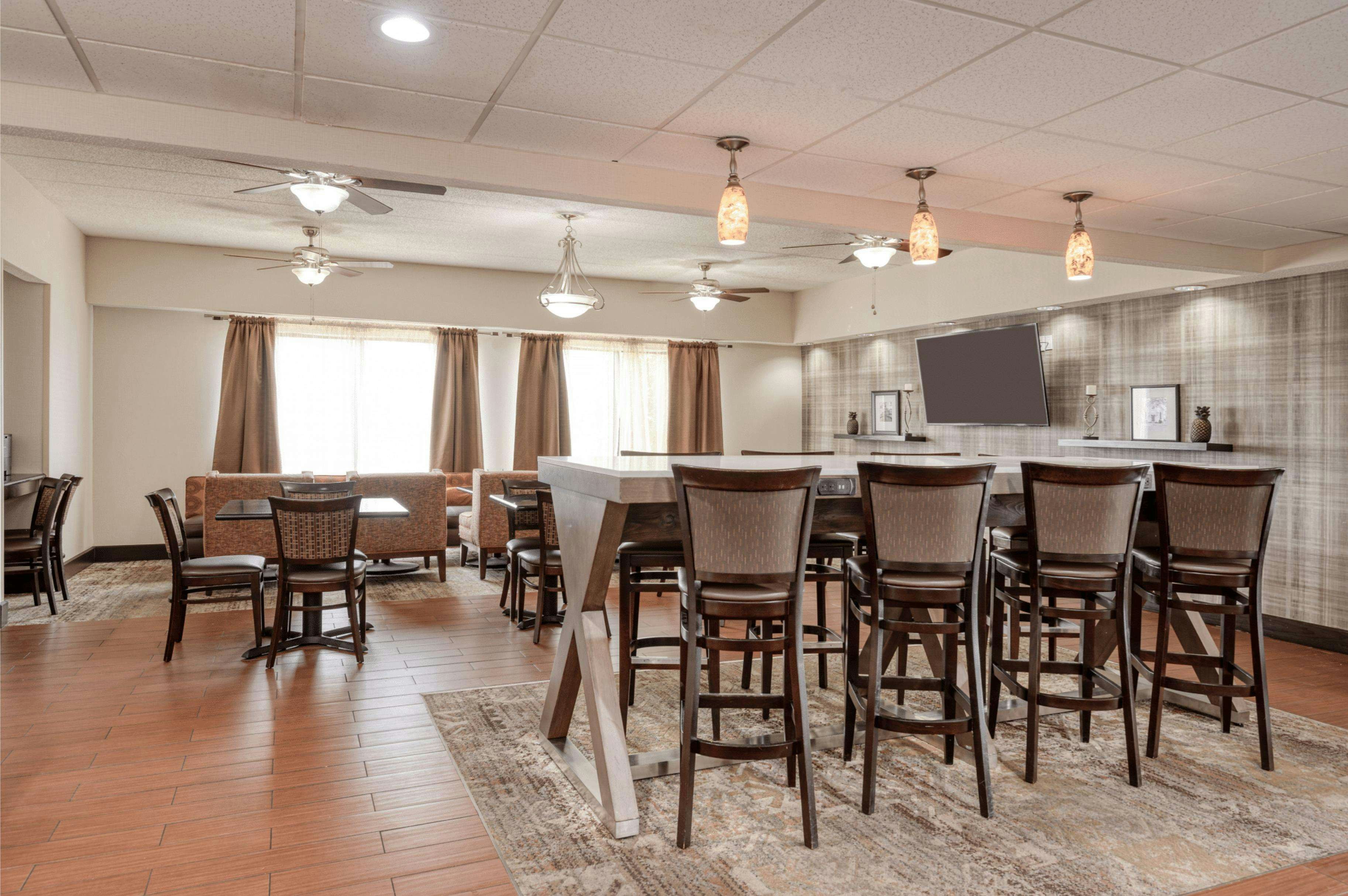 Hampton Inn Washington Court House 46/61