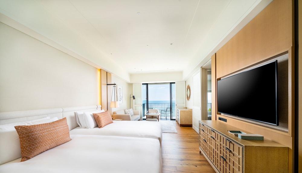 Deluxe, 2 Double Beds, Ocean View, Sunset Wing