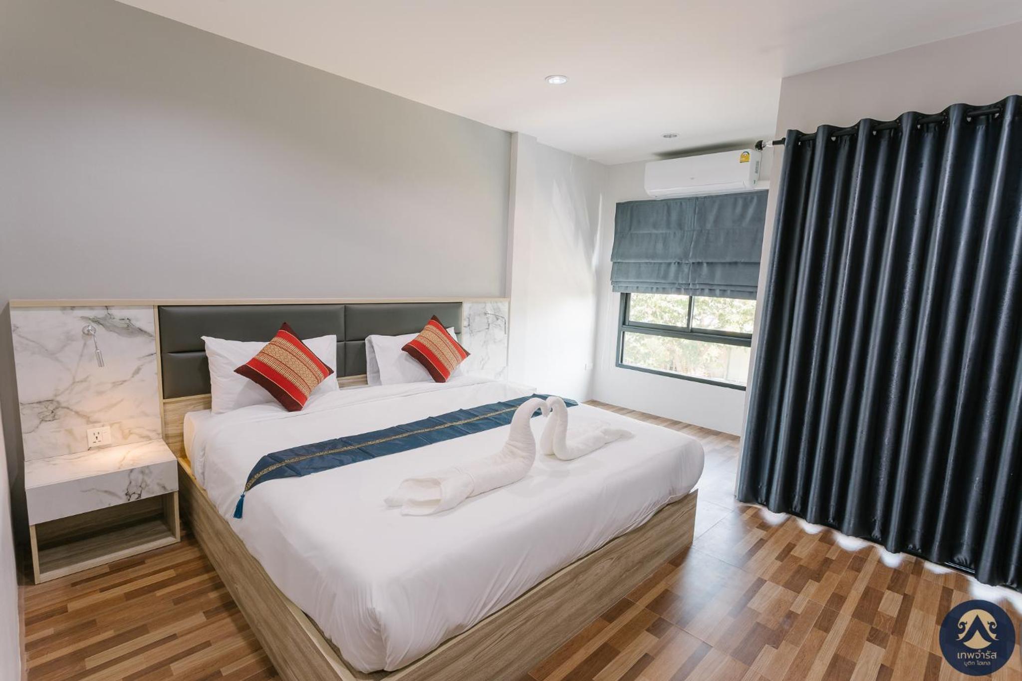 Thepchamrat Boutique Hotel 11/33