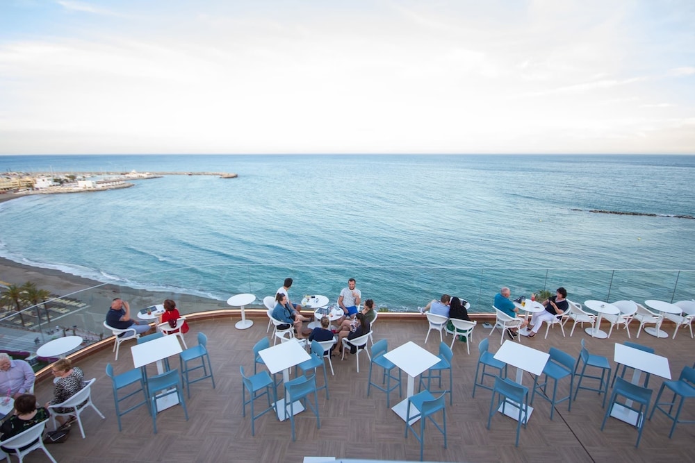 Hotel Benalmadena Beach 64/69