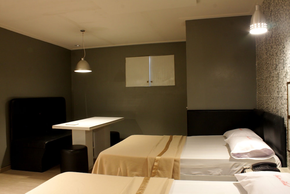 New Winston Hotel 24/31