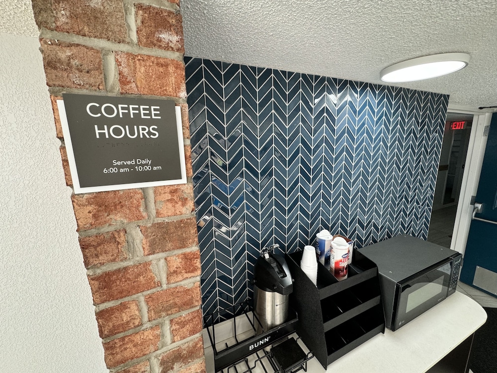 Motel6 East Syracuse, NY - Airport 17/59