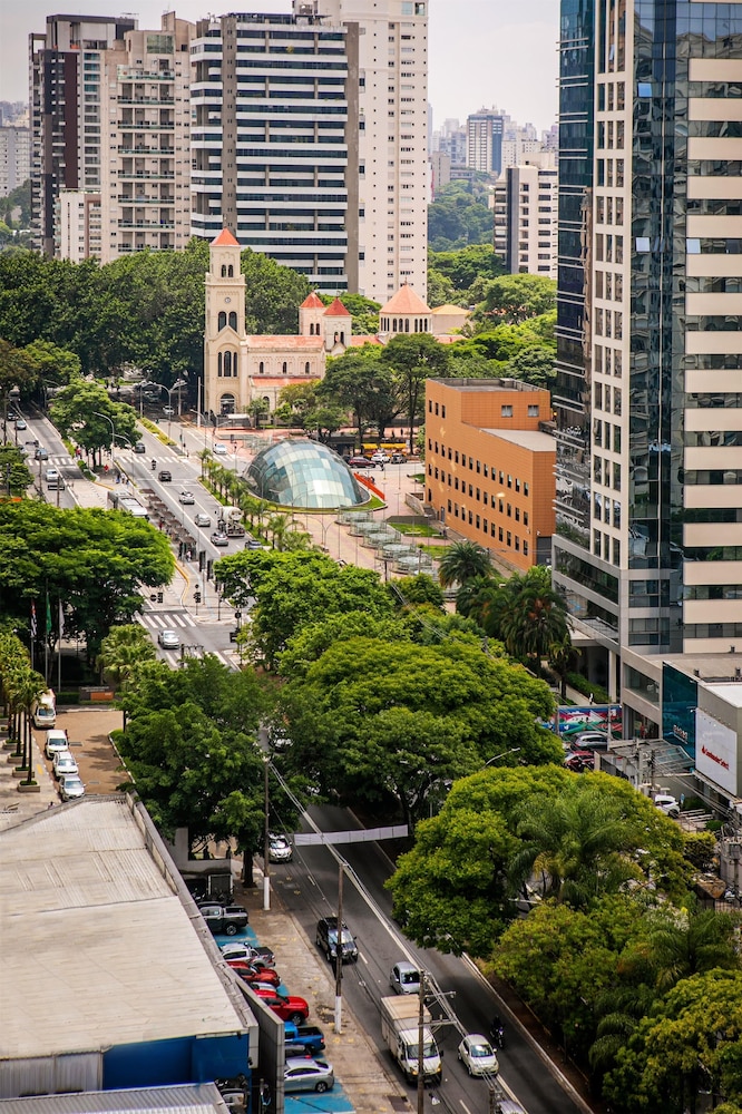 Melia Ibirapuera 73/77