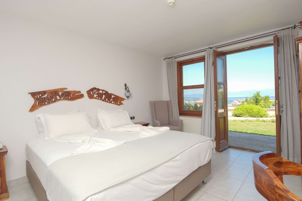 Cunda Labris Hotel 11/50