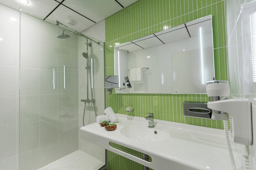 Mercure Cayenne Royal Amazonia 58/59