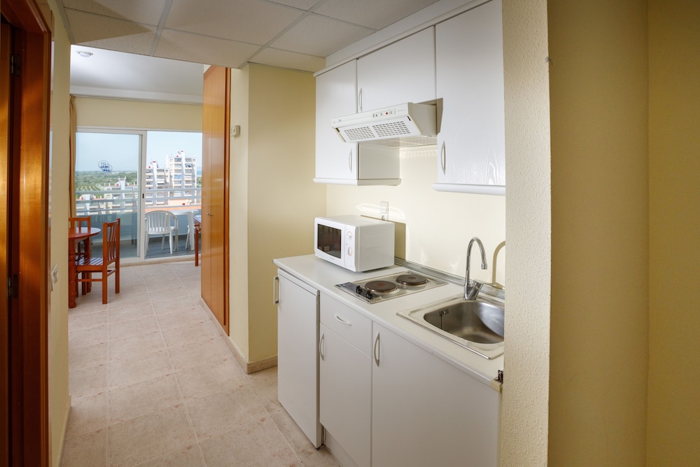 Tres Anclas Apts 50/50