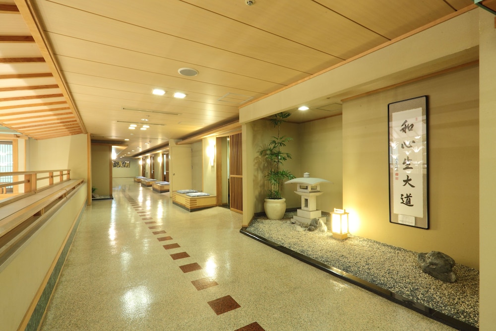 Hotel Futaba 27/50