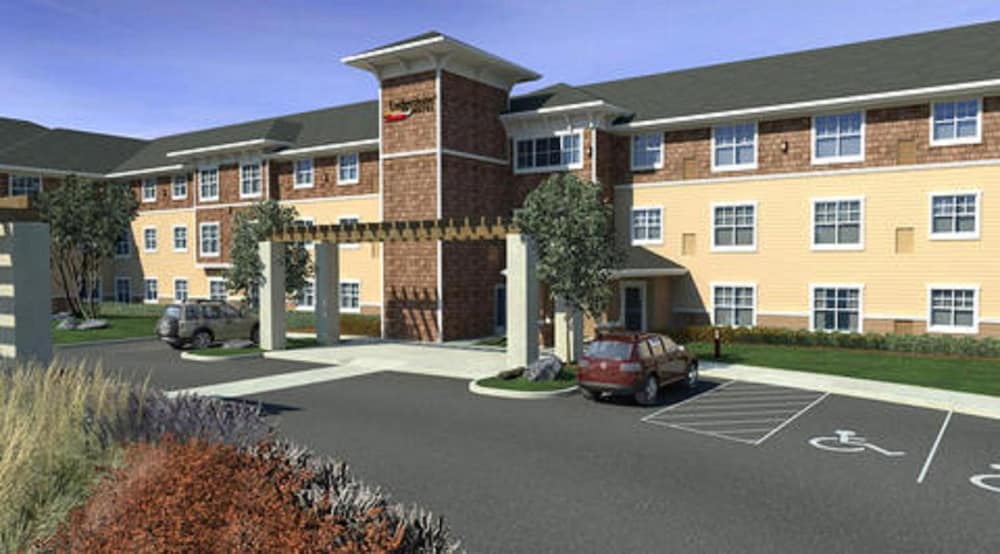 Ledgestone Hotel 7/68