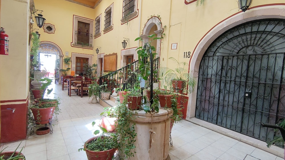 OYO Posada Santa Cecilia, Jerez Zacatecas 8/35