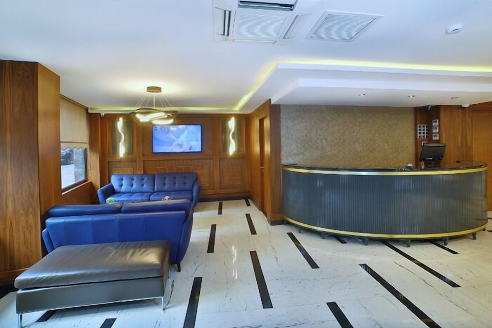 The Tango Hotel Taksim 5/40