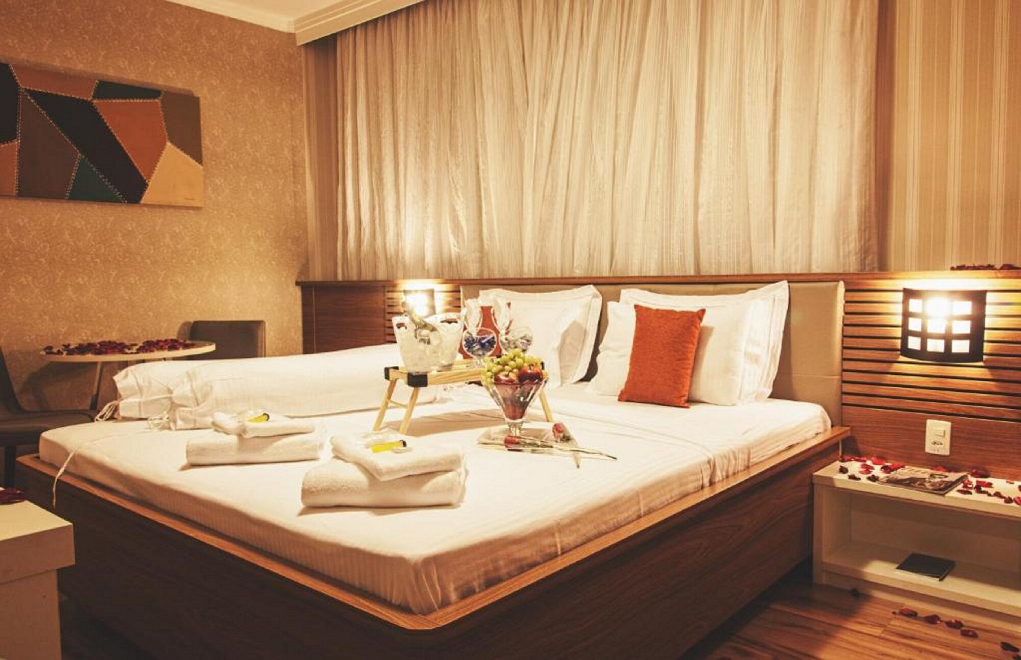 Master, Suite, King Bed