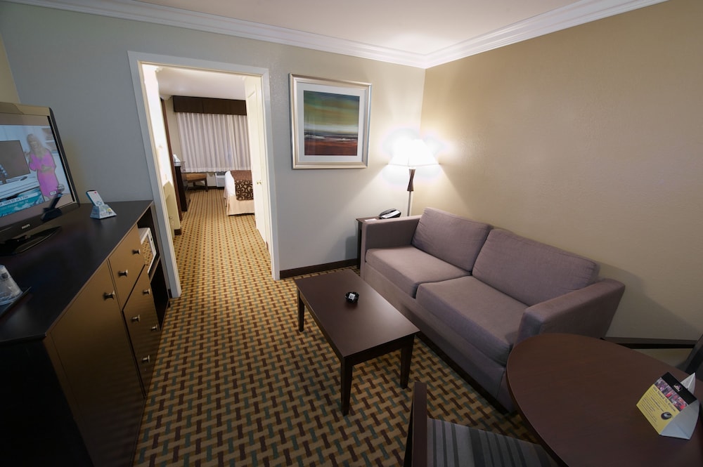 Best Western Plus Orchid Hotel & Suites 34/59
