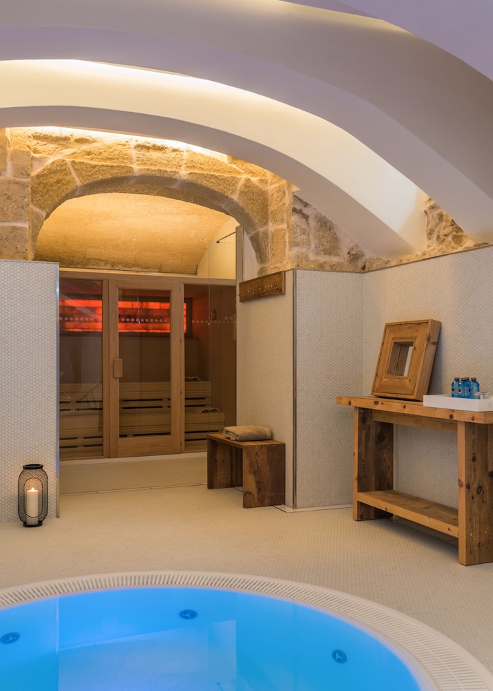 Boutique Hotel Sant Roc and Spa 24/50