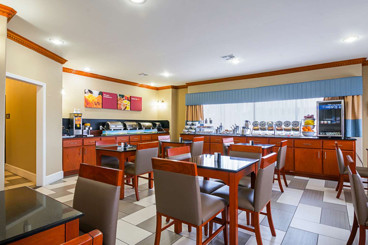 Comfort Suites Lake Charles 32/48