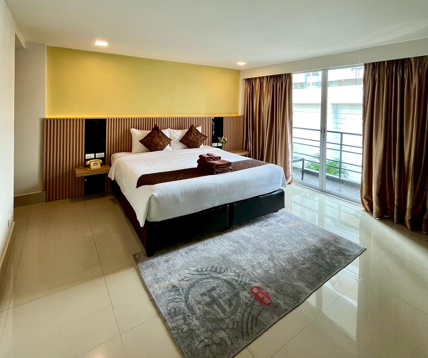 Gold, Balcony، The Golden Ville Boutique Hotel Spa 2/3