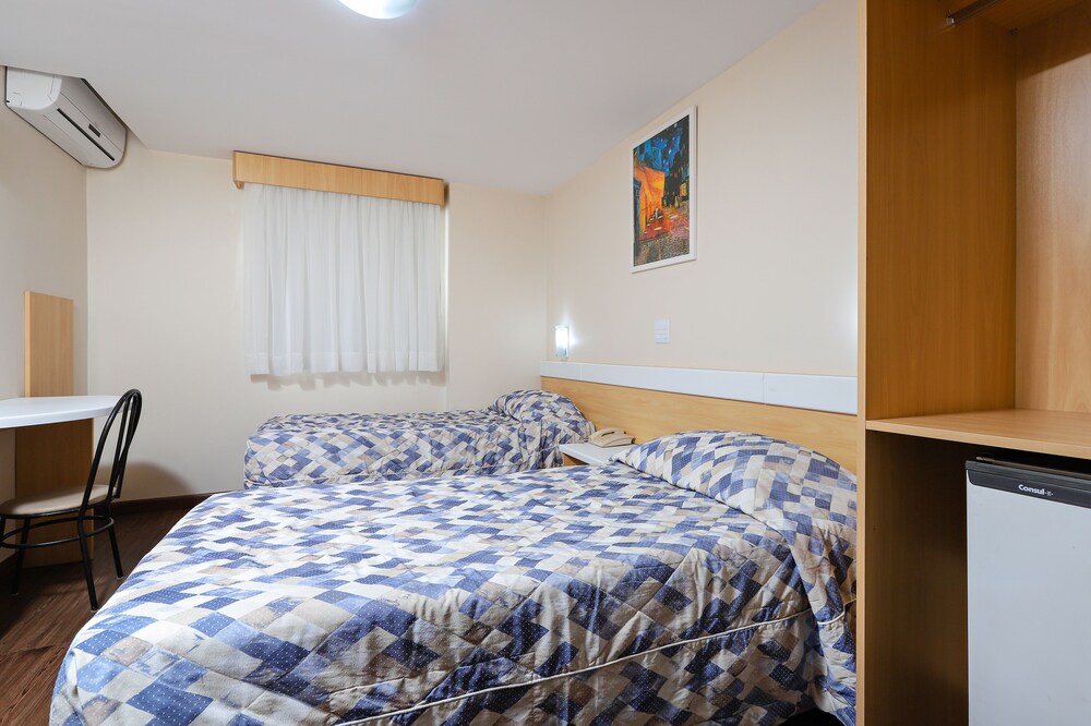 Hotel Express Terminal Tur 15/35