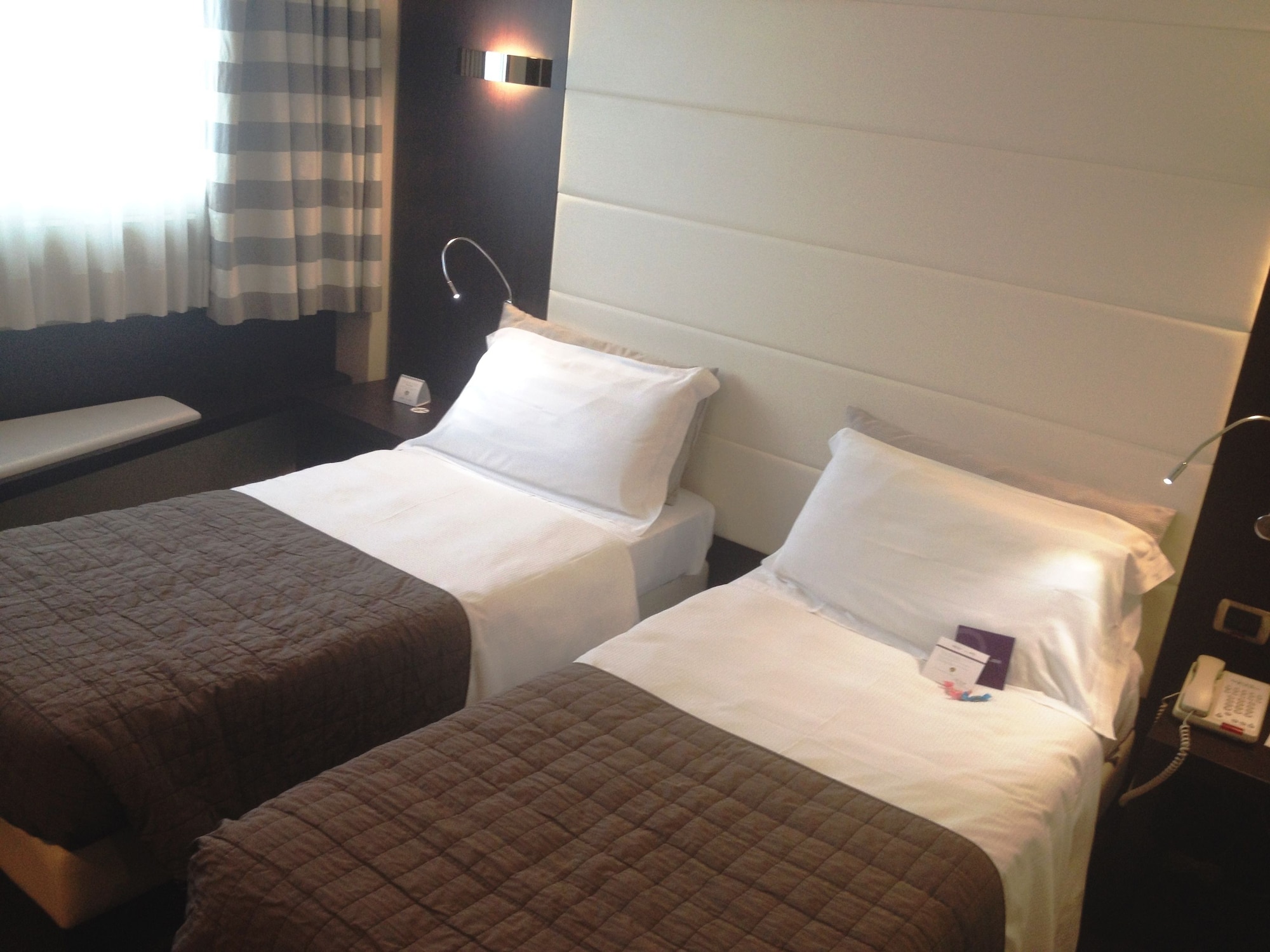 SUPERIOR, TWIN BEDS