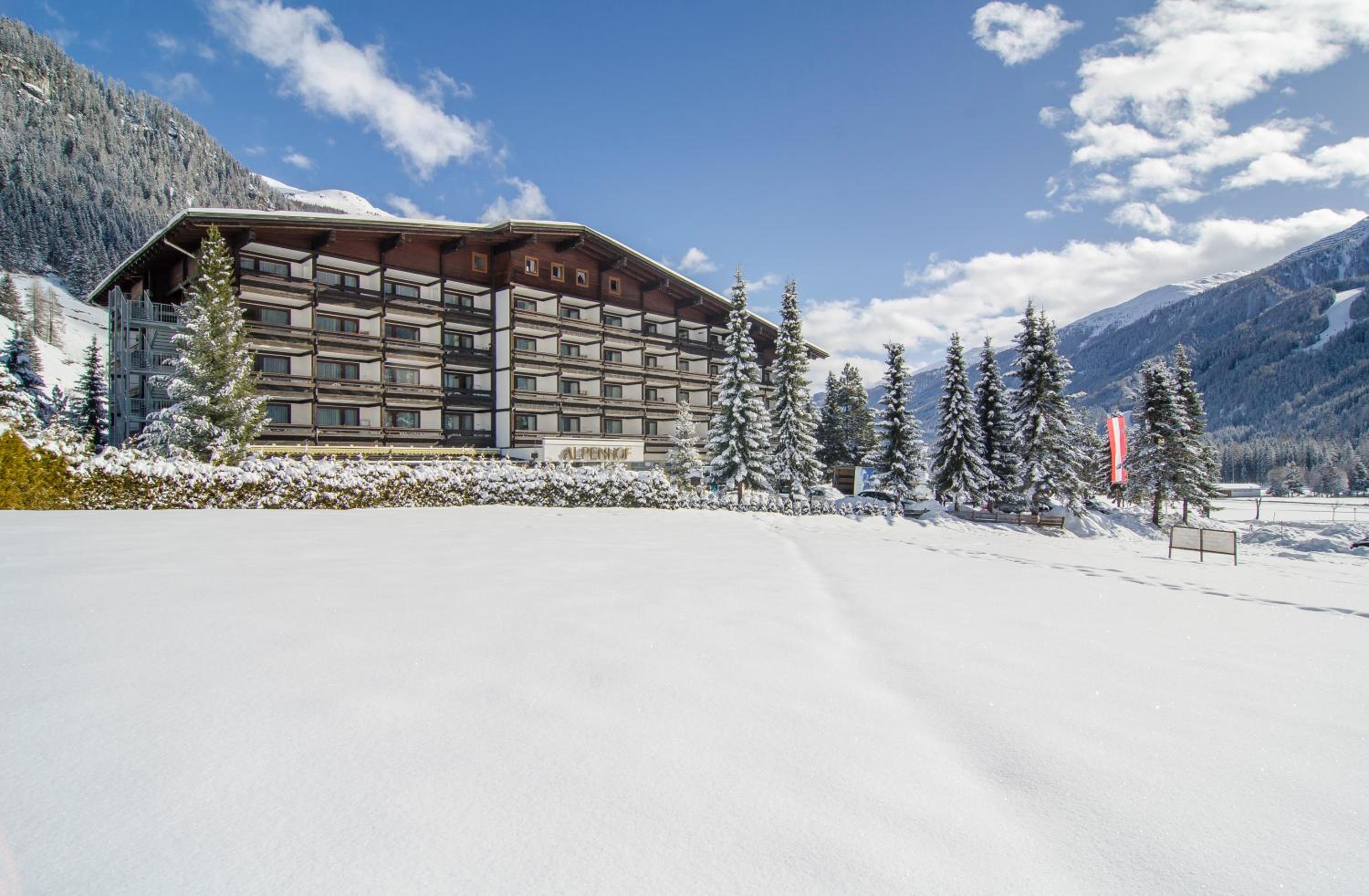 Hotel Alpenhof 4/50