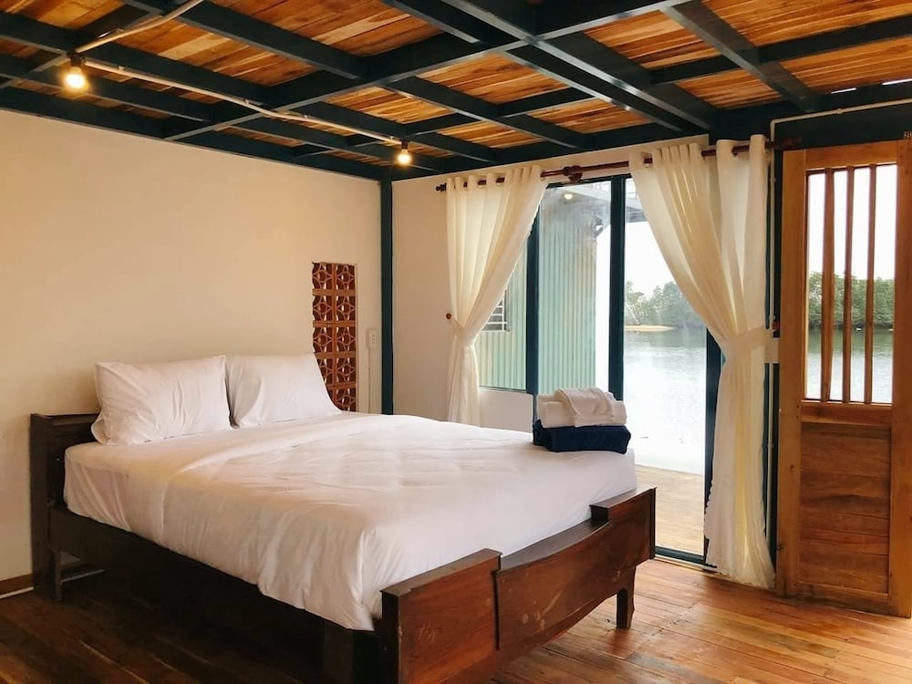 Phu Quoc Ecolodge 12/65