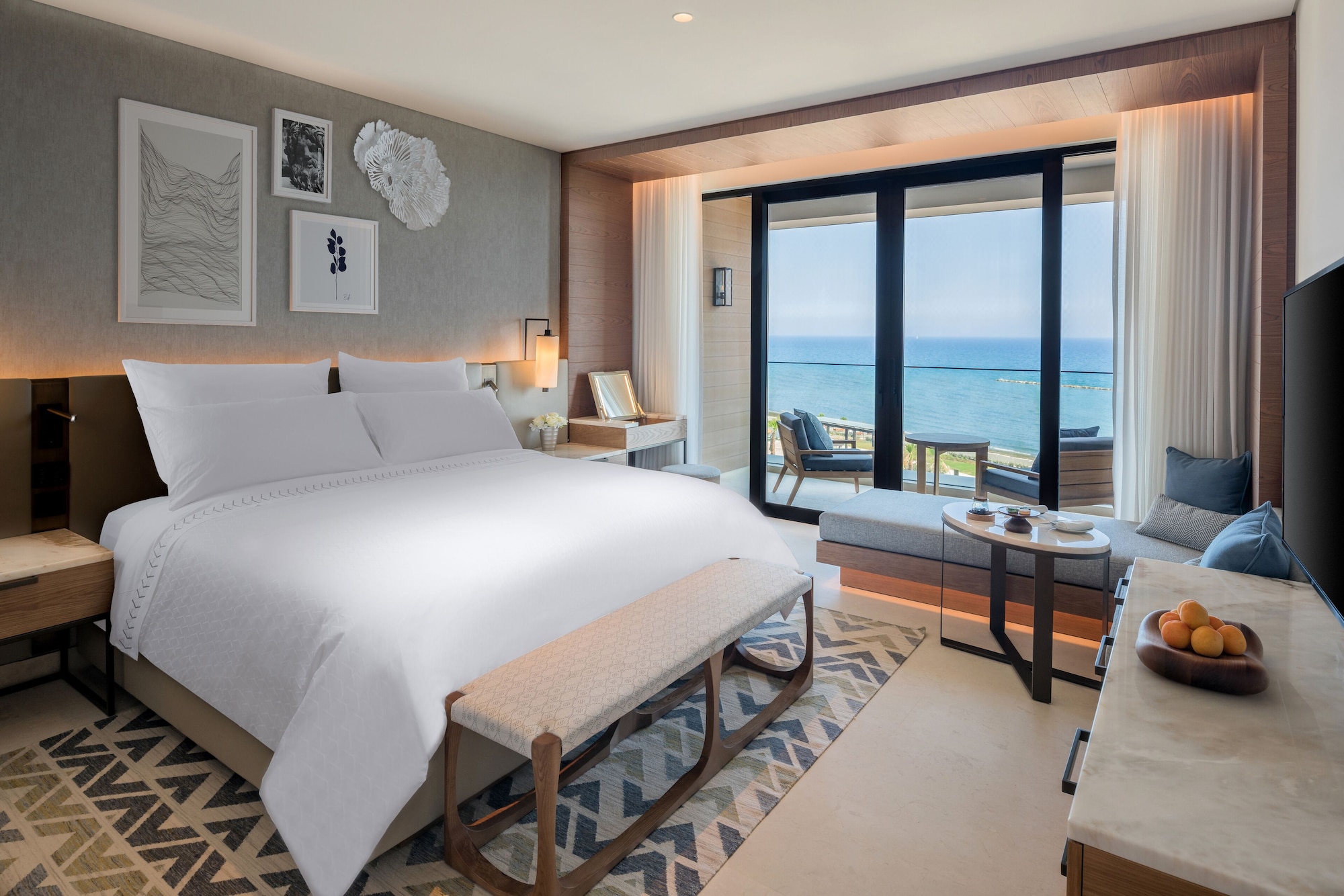 DELUXE ROOM SEA VIEW