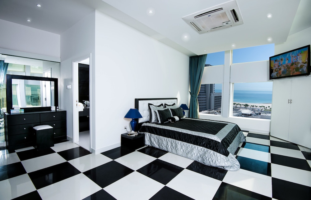 Bravo Royal Hotel Suites 20/43