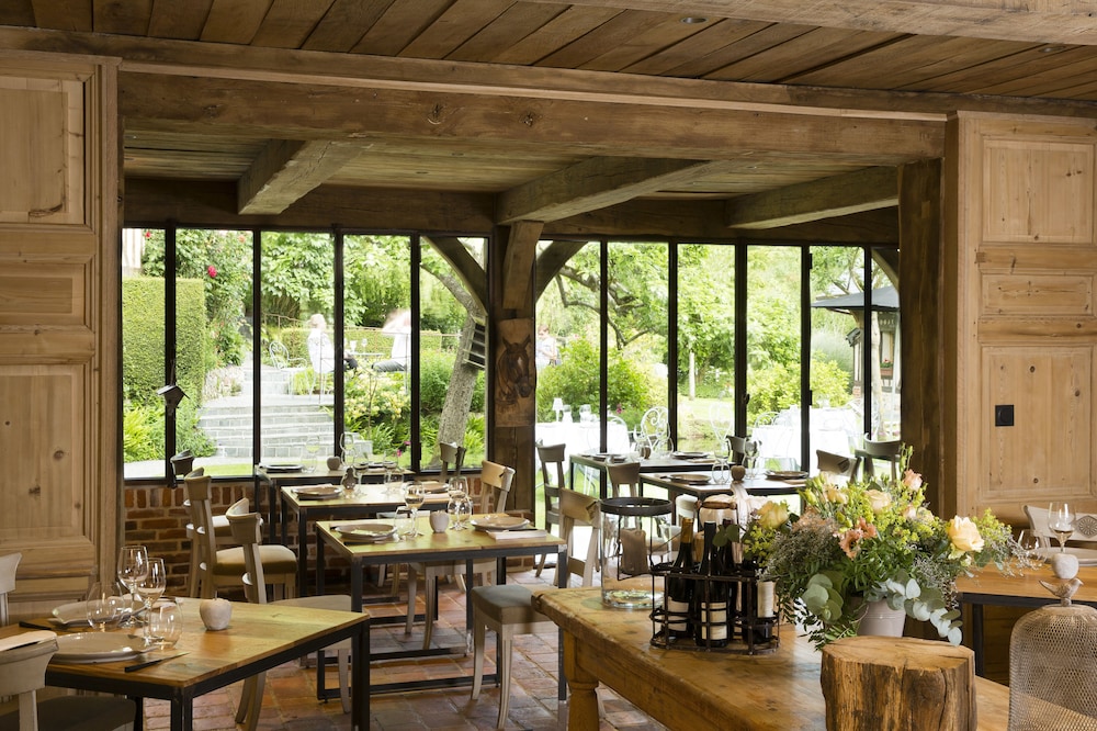 Auberge De La Source 58/69