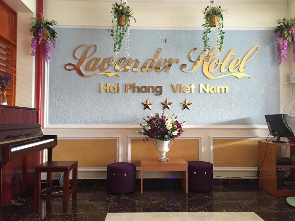 Lavender Hotel 4/50