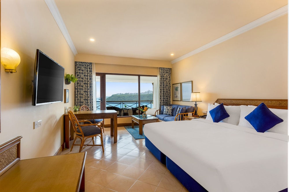 DELUXE, SEA VIEW