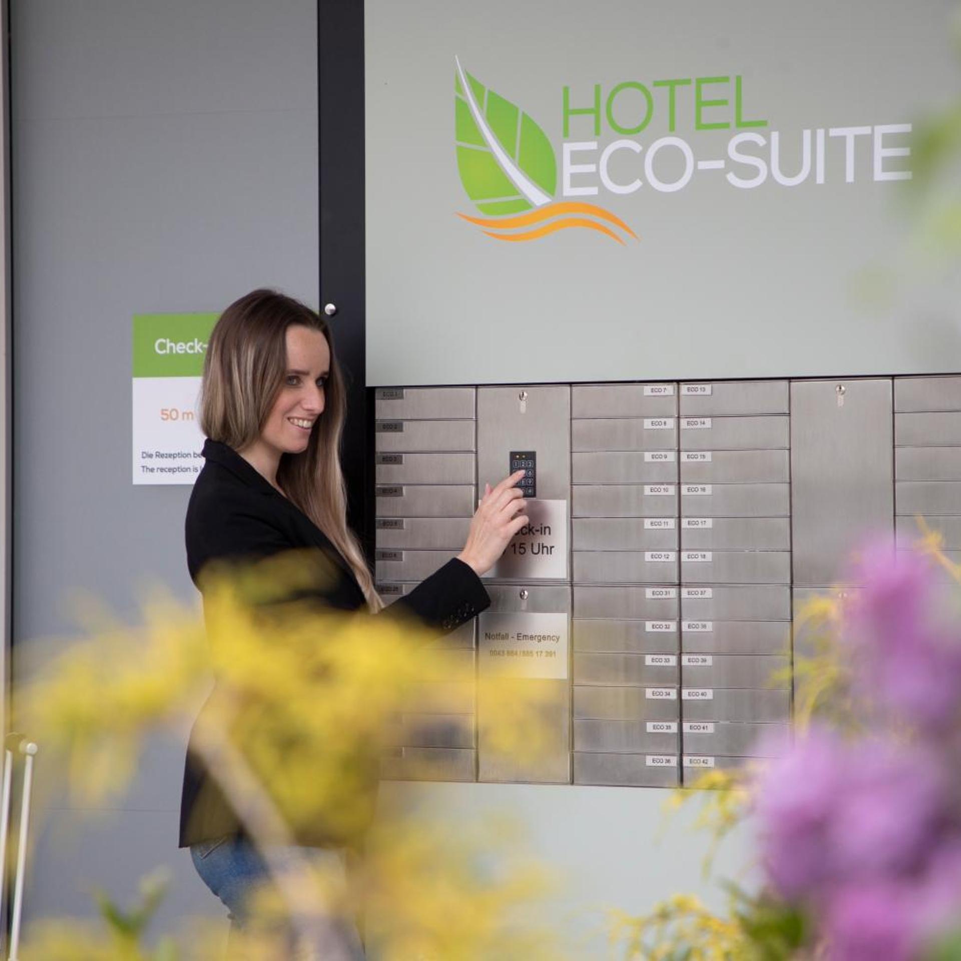 Eco-Suite Hotel 7/34