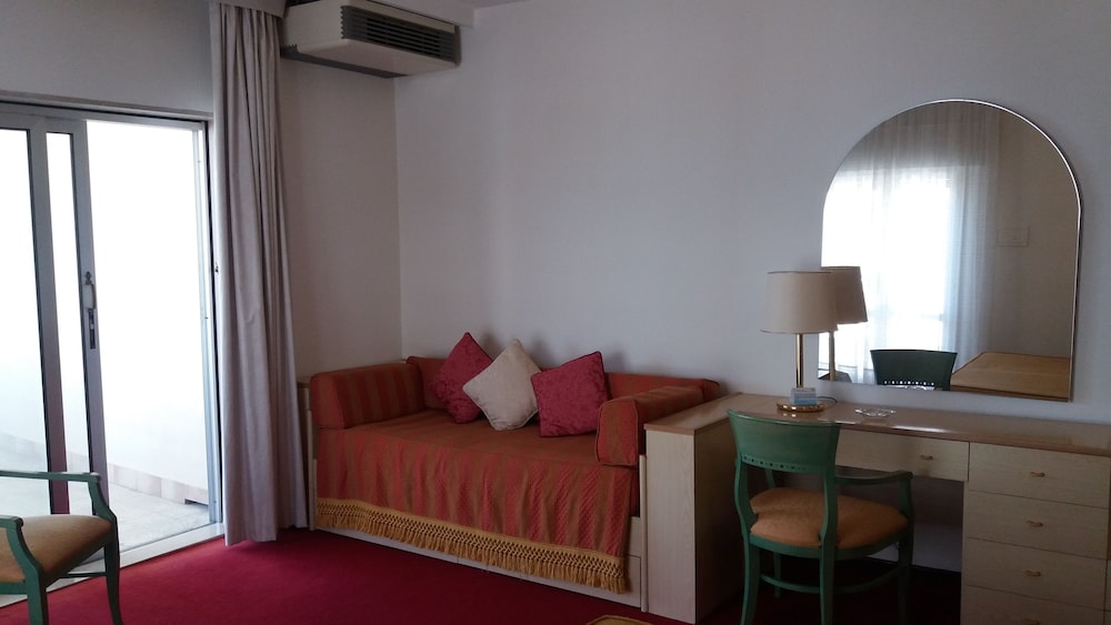 Hotel Majestic 43/70