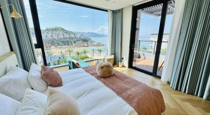 Golden Coast New Century Resort Wenzhou 11/59