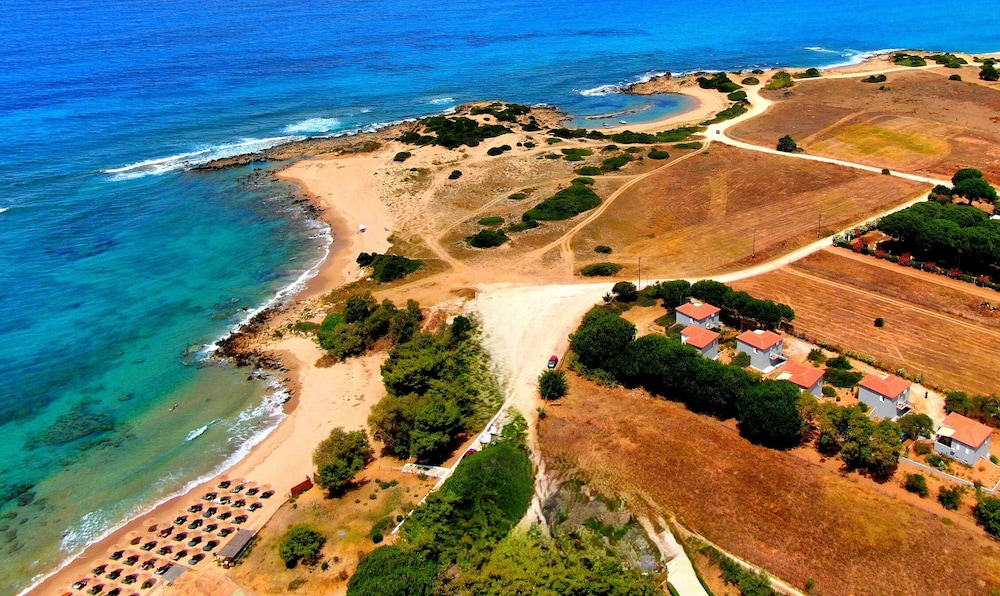 Romanos Beach Villas 42/49
