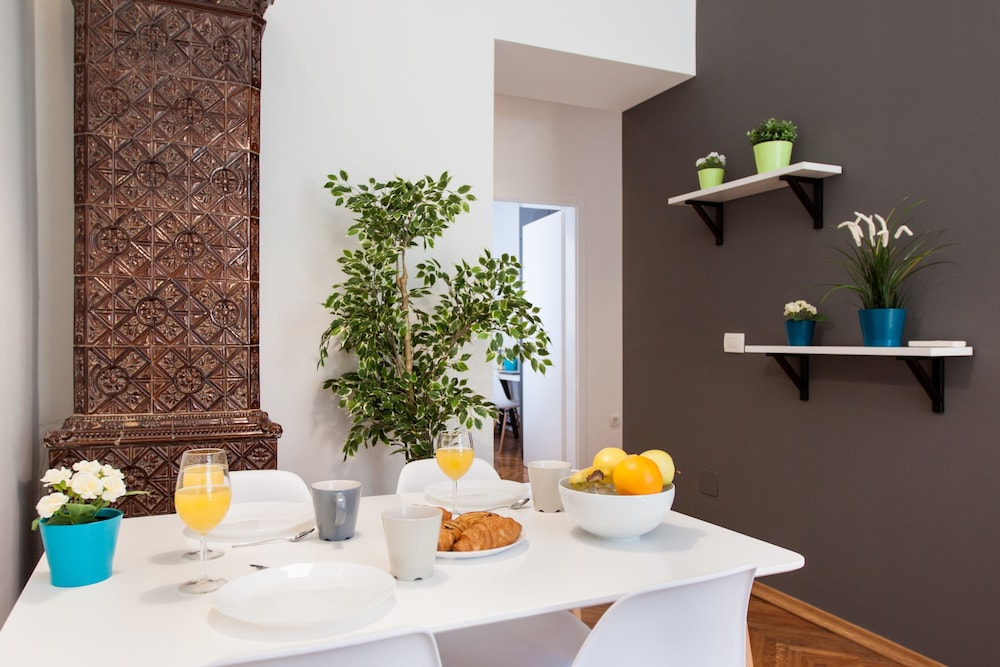 Loox Serviced Apartments Hatzova 23/33