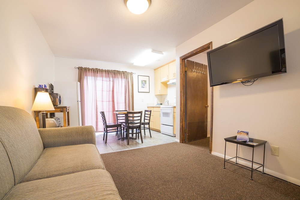 Home Hotel Lava Hot Springs 14/20