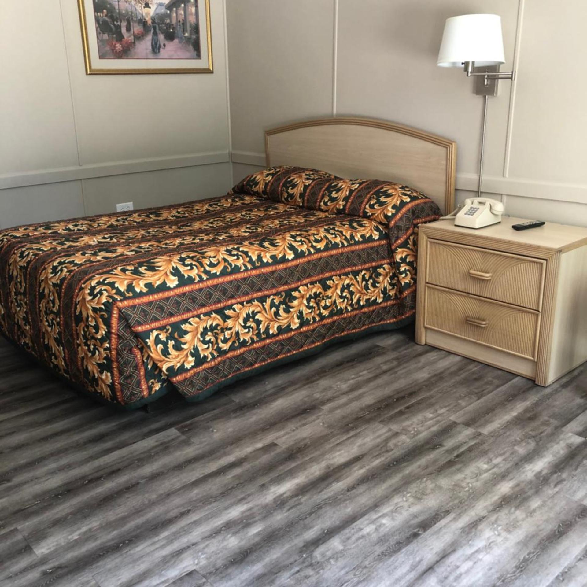 Red Carpet Inn Louisville 19/39