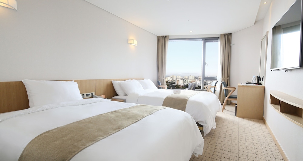 Mstay Hotel Jeju 30/64