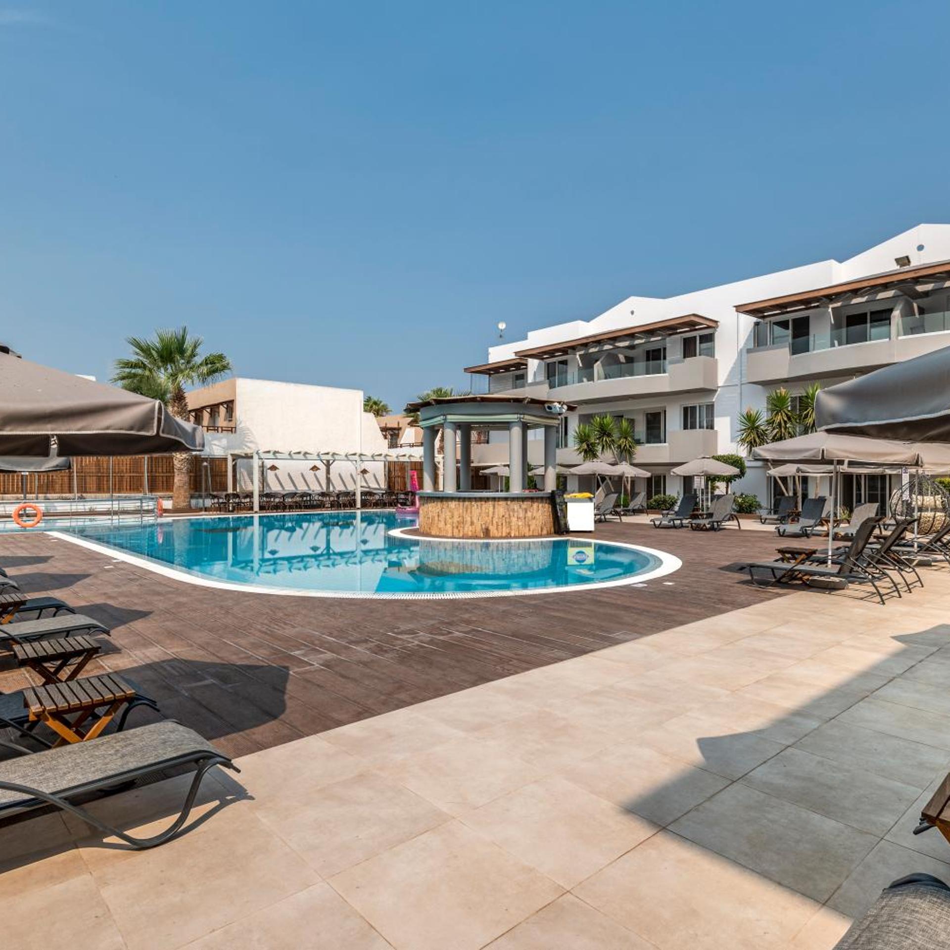 Pelopas Resort 47/51
