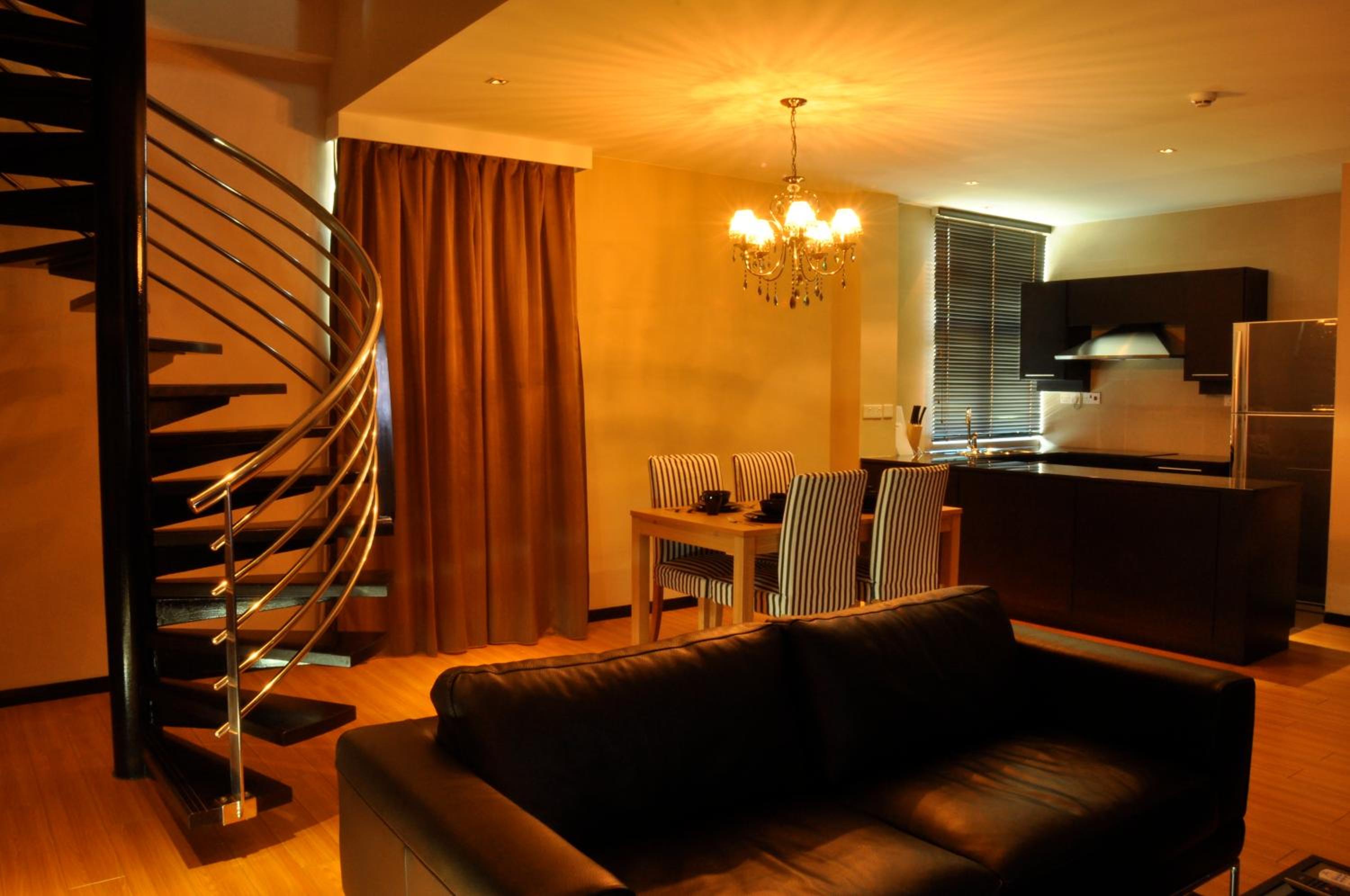 Tat Place Hotel And Cafa 22/32